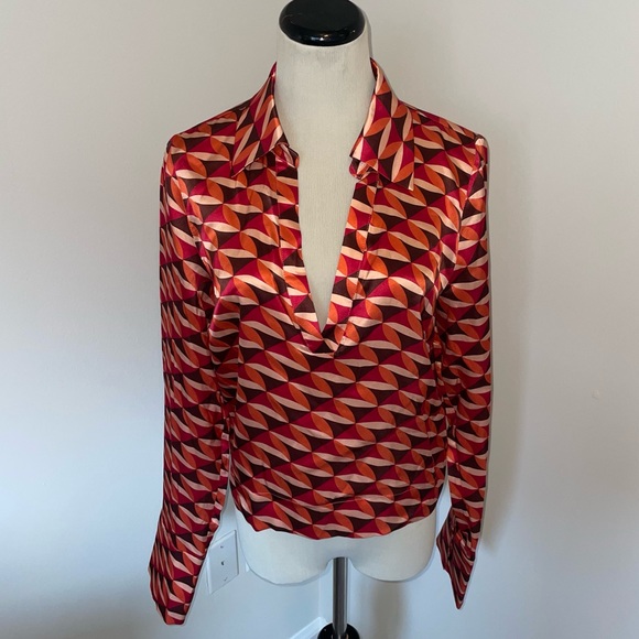 Nicholas Page Silk V-Neck Long Sleeve Top - Picture 3 of 7